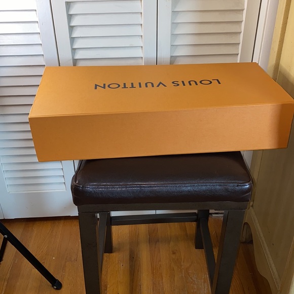 (💲 🛑 L D) Louis Vuitton Gift bag & box… - Picture 6 of 10